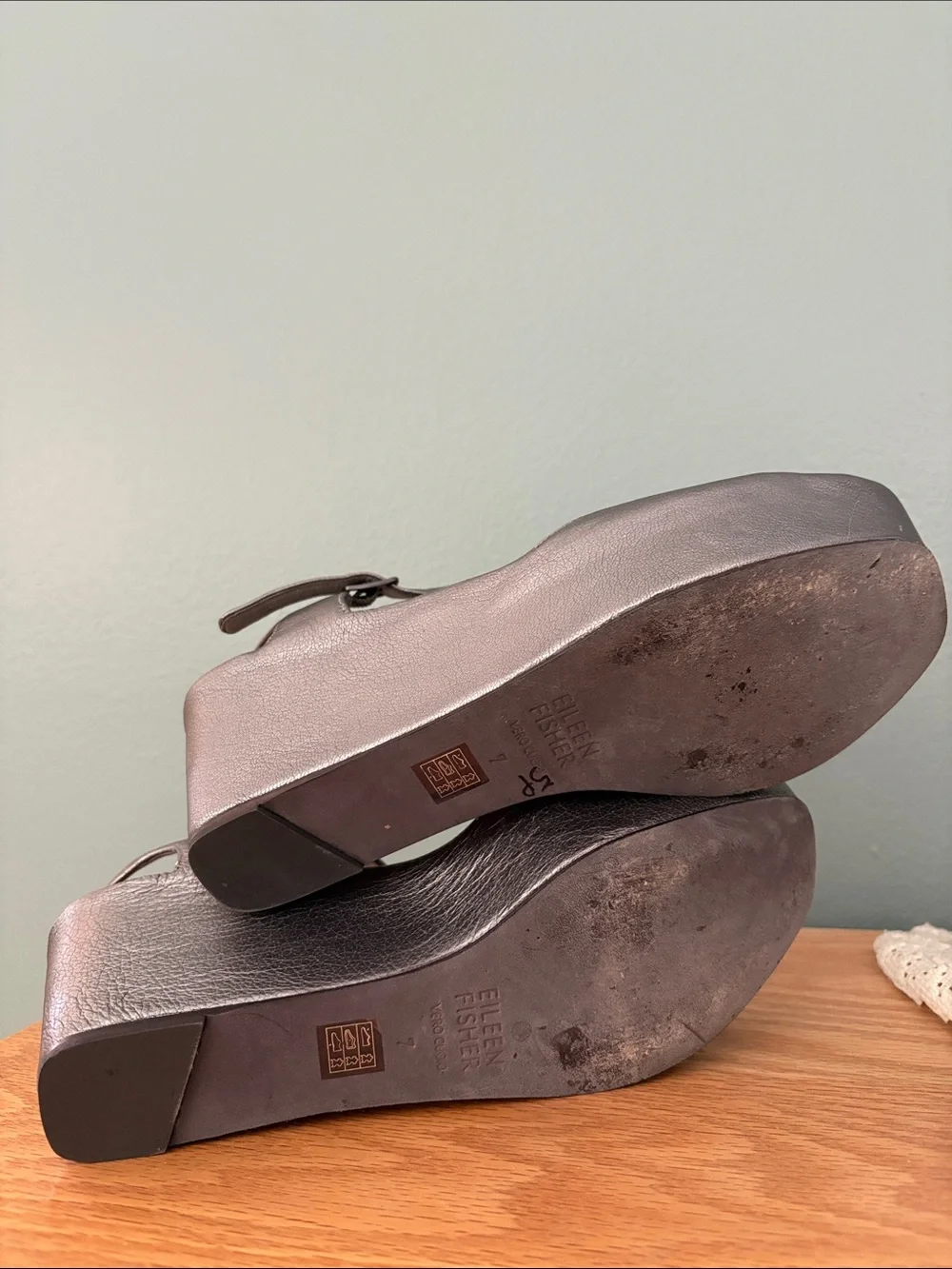 Eileen Fisher Metallic Silver Wedge Sandals with Ankle Strap Size 7 Leather
